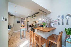 KITCHEN- click for photo gallery